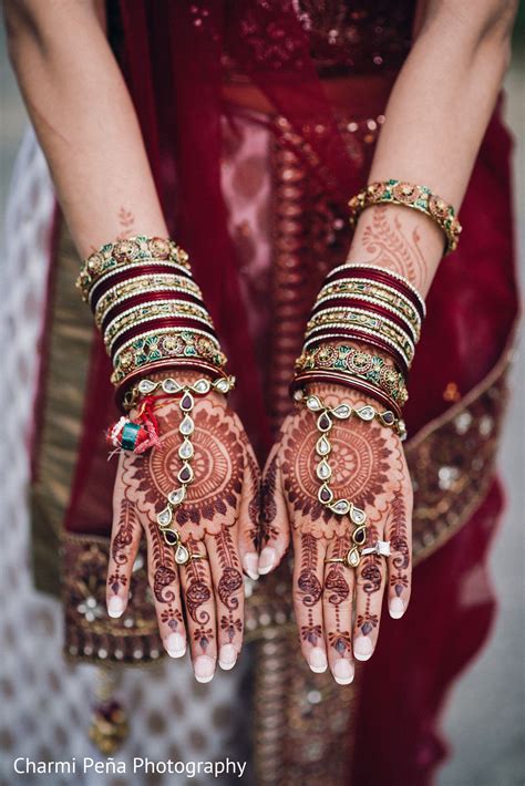 Mehndi hands | Photo 66733