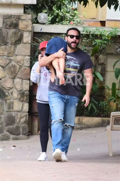 Kareena Kapoor, Saif Ali Khan clicked in the city | Filmfare.com