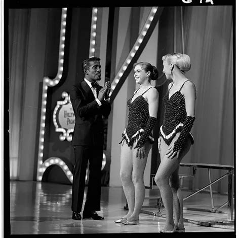 THE MASCOTS ACROBAT Team The Hollywood Palace 1967 Old Tv Photo 7 EUR 6,54 - PicClick FR