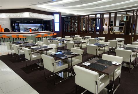 Review: Etihad Business Class Lounge Abu Dhabi