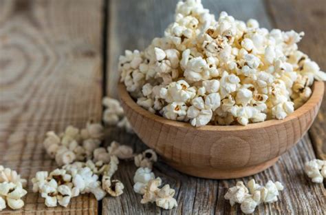 5 Hidden Health Benefits of Eating Popcorn