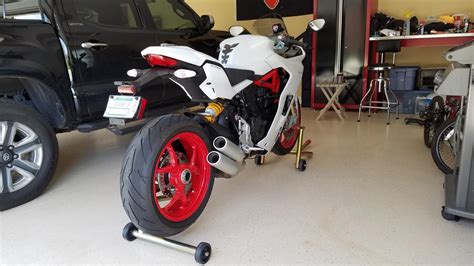 Paddock Stands | Ducati SuperSport Forum