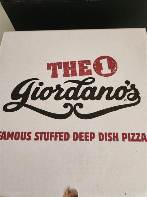 Went to Giordano's in Chicago : r/Pizza