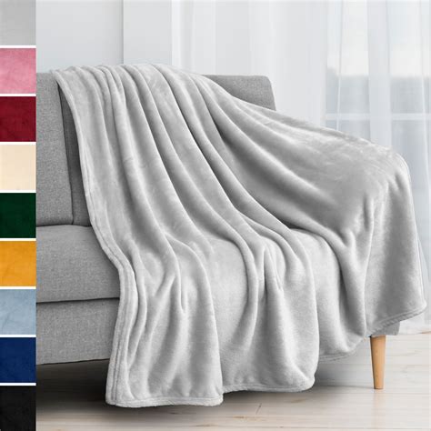 PAVILIA Fleece Blanket Throw | Super Soft, Plush, Luxury Flannel Throw | Lightweight Microfiber ...