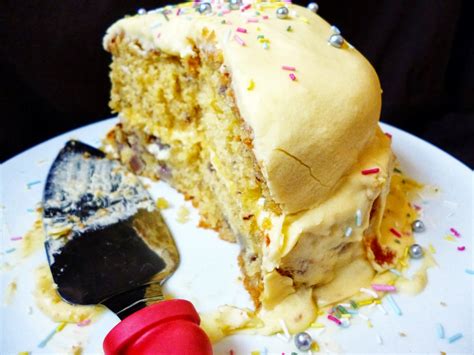 Cake Of The Week: Totally Bananas Banana Cake - A Celebration Of Two Years Of Blogging