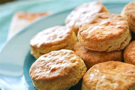 Pioneer Woman's Buttermilk Biscuits - Steamy Kitchen Recipes