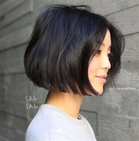 30 Trendy Chin-Length Haircuts for Women