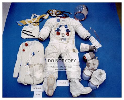 8X10 Photo of Apollo 11 NASA Astronaut Neil Armstrong Space Suit BB-040 ...