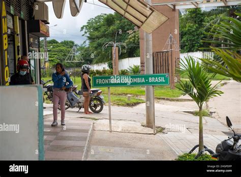 Peru brazil border hi-res stock photography and images - Alamy