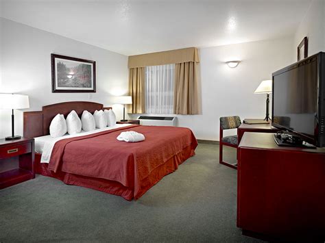 Accessible One Queen, Non-Smoking - Quality Hotel Fort McMurray