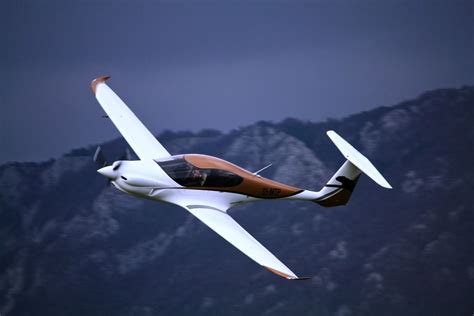 Slovenian aircraft company Pipistrel's Panthera all-composite 4-seater ...