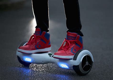 Singapore Airlines bans hoverboards on all flights over fears cheap batteries could explode or ...