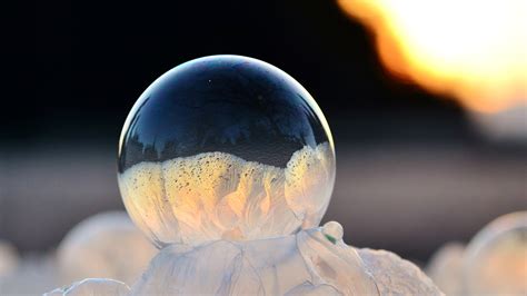 Photographer experiments with blowing frozen bubbles, creating these works of art. - TODAY.com