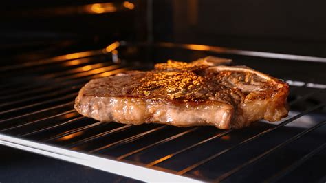 How To Broil The Perfect Steak | Grillaholics | Grillaholics