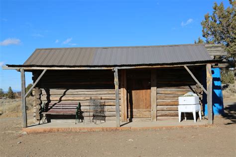 Cowboy Dinner Tree (Silver Lake) » Central Oregon Film Office