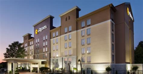 9 Best Hotels Near the Atlanta Airport – Trips To Discover