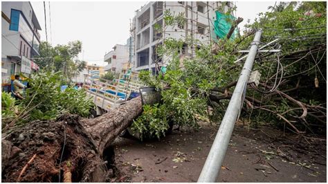 Cyclone Amphan live updates: Devastating wind speed is expected to ...