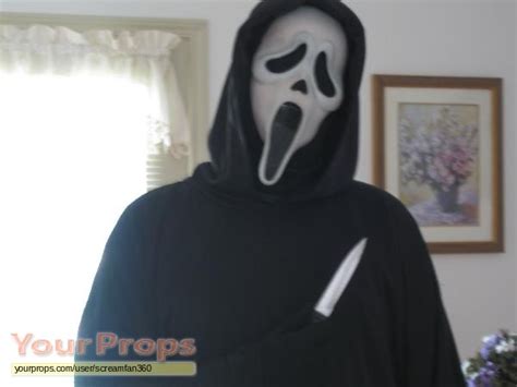 Scream 2 scream 2 robe original movie costume