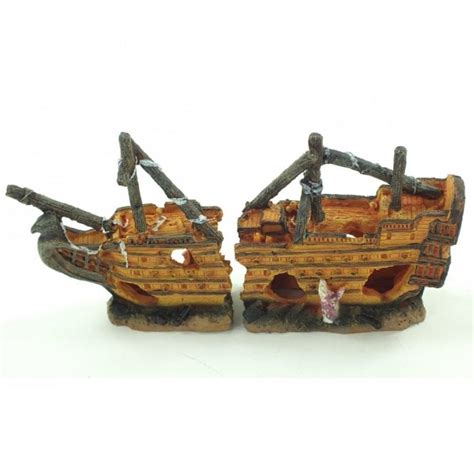 Aquarium Shipwreck Boat Ornament