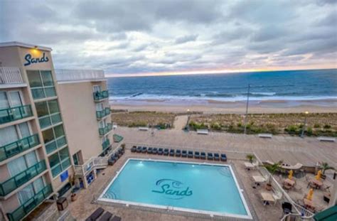 ATLANTIC SANDS HOTEL & CONFERENCE CENTER - Rehoboth Beach DE 101 North Boardwalk 19971