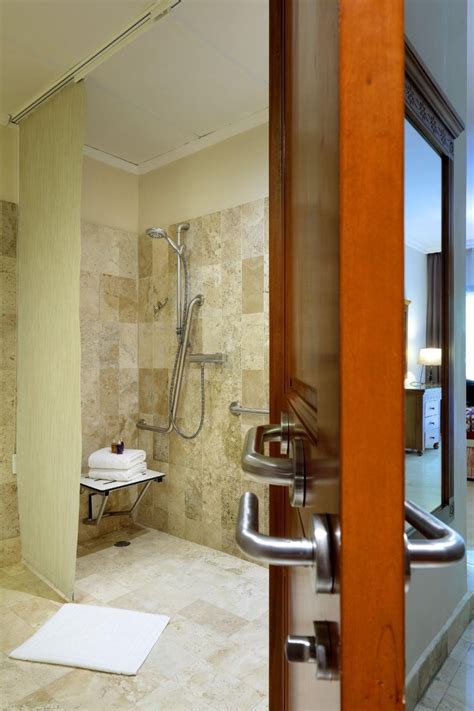 Rooms at Grand Palladium Colonial Resort & Spa