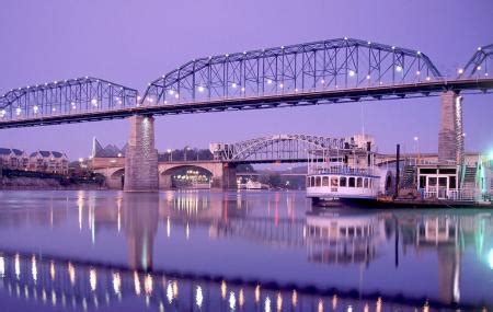 Walnut Street Bridge, Chattanooga | Ticket Price | Timings | Address ...