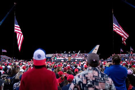 How Many Attended Trump’s Fayetteville Rally? NC Crowd Photos | Heavy.com