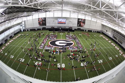 Indoor Athletic Facility dedicated during ribbon-cutting ceremony - UGA Today