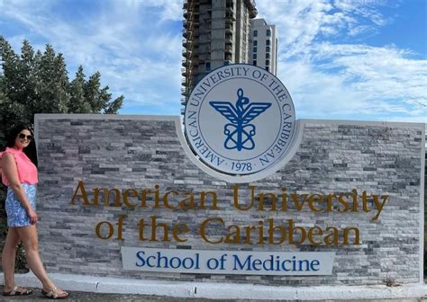 American University of the Caribbean School of Medicine (Sint Maarten ...