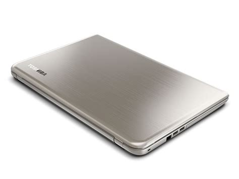 Toshiba 17.3" Full-HD Core i7 Laptop