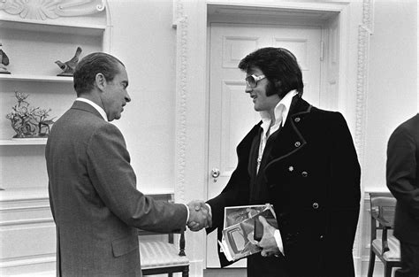 Elvis Met Nixon 50 Years Ago Today in One of the Weirdest White House Meetings in History ...