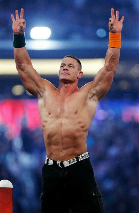 Maravilhoso esse homem lindo demais gente JHON CENA esse é meu wwe ...