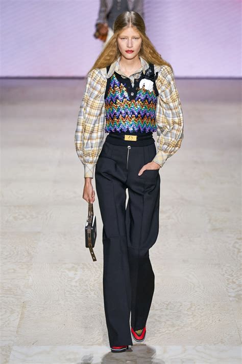 Louis Vuitton Spring 2020 Ready-to-Wear Collection | Vogue