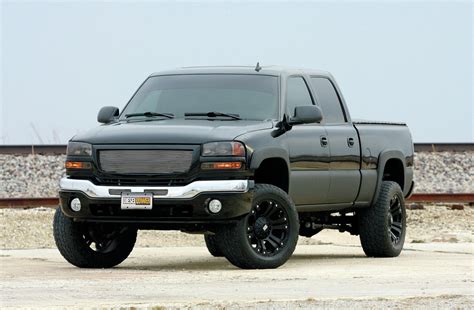 2006 GMC Sierra 2500 HD - The Perfect Foundation