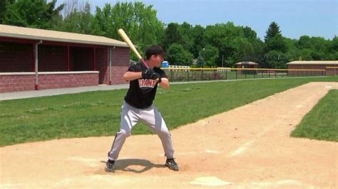 1/12. Proper baseball batting stance; Improve hitting mechanics, swing ...