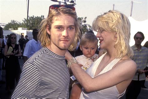 Kurt Cobain Daughter Baby : Kurt Cobain With Dolls Heads Mark Seliger S Best Photograph ...