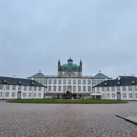 Fredensborg Slot - 4 tips from 735 visitors