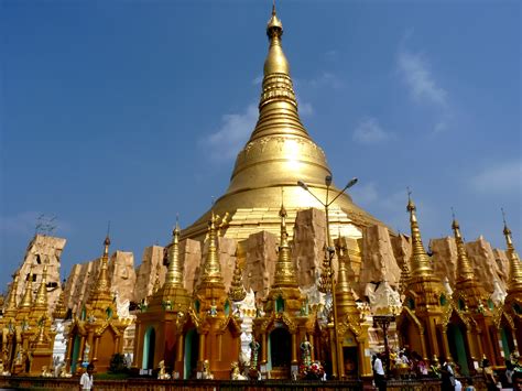 File:The Shwedagon Paya in Yangon (Rangoon), Myanmar (Burma).JPG - Wikimedia Commons