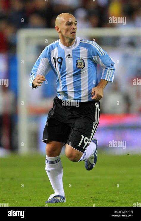 ESTEBAN CAMBIASSO ARGENTINA & INTER MILAN SPAIN V ARGENTINA ESTADIO ...