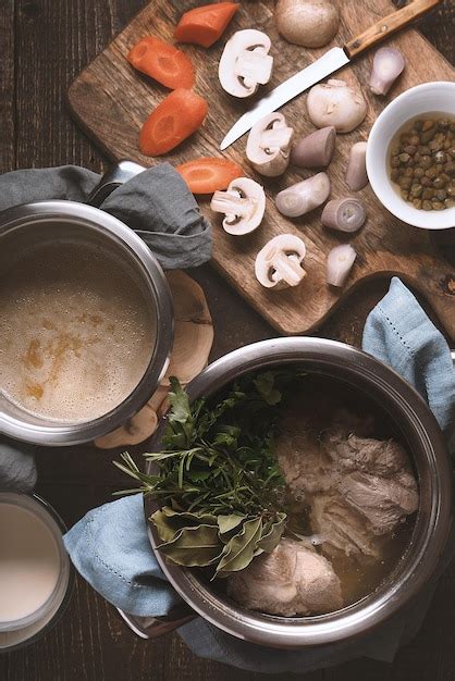 Premium Photo | Cooking meat blanquette on the wooden table