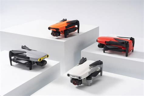 Autel Targets DJI With Slimmed-Down Evo Drones | PCMag