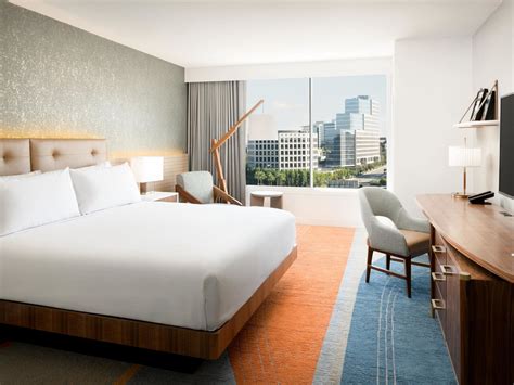 Hilton Los Angeles Culver City | Discover Los Angeles