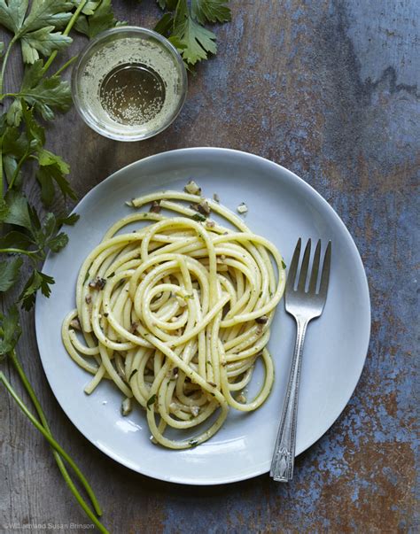 Anchovy and Lemon Pasta Recipe - House of Brinson