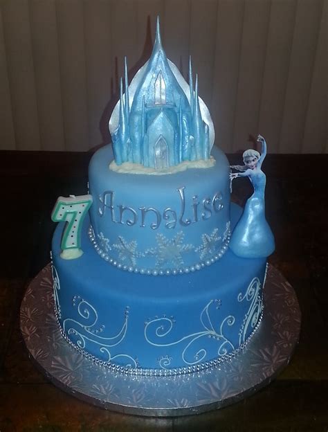 Frozen Cake With Elsa - CakeCentral.com