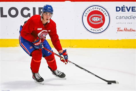 Canadiens' Juraj Slafkovsky, Kraken's Shane Wright sign three-year, entry-level deals - The Athletic