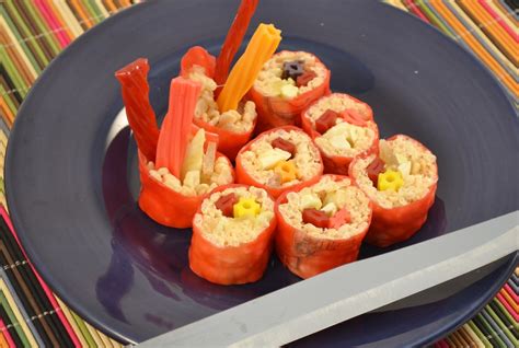 Candy Sushi Recipe | How To Make Fruit Roll-up Sushi | Rada Cutlery