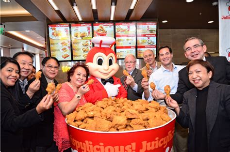 Jollibee Grand Opening Draws Unprecedented Crowds – Jollibee