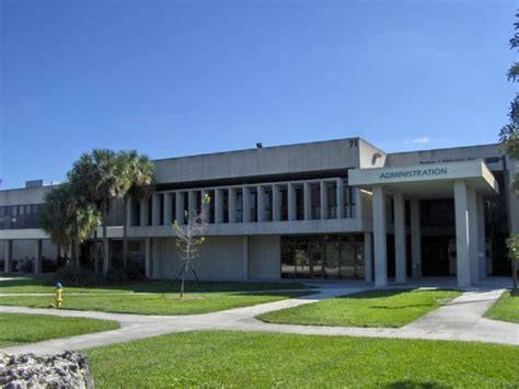 Broward College - Tuition, Rankings, Majors, Alumni, & Acceptance Rate