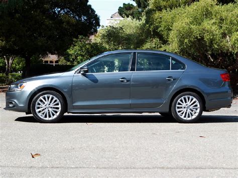 2011 Volkswagen Jetta (photos) - CNET