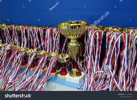 859 Prize giving ceremony Images, Stock Photos & Vectors | Shutterstock